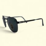 Ray-Ban RB2411: The Bold Edge Aviator - Image 2